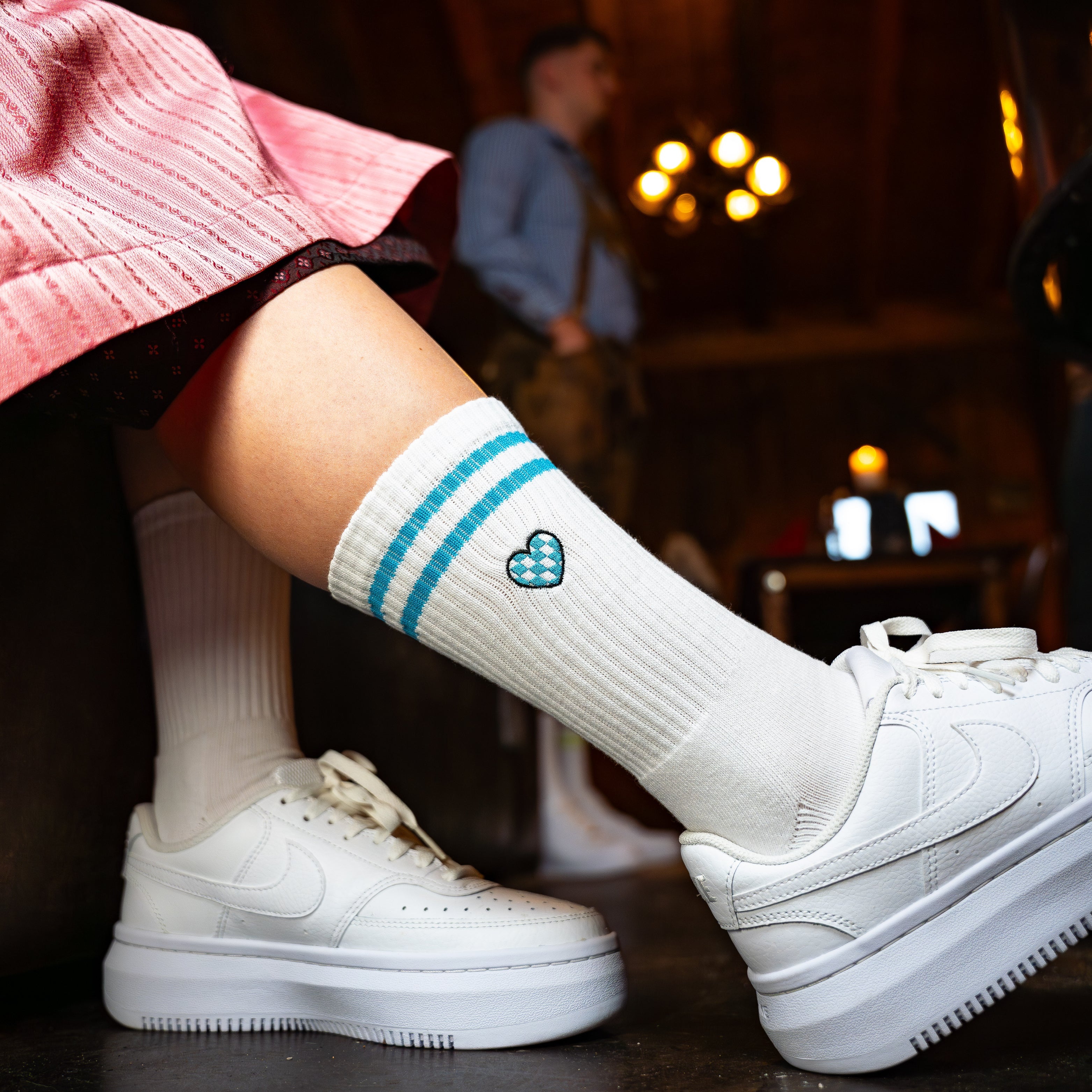 WIESN DIRNDL 4er Set Mix, Dirndl, Brezel, Bier Maßkrug, Herz, München, Sportsocken, Tennissocken, Oktoberfest