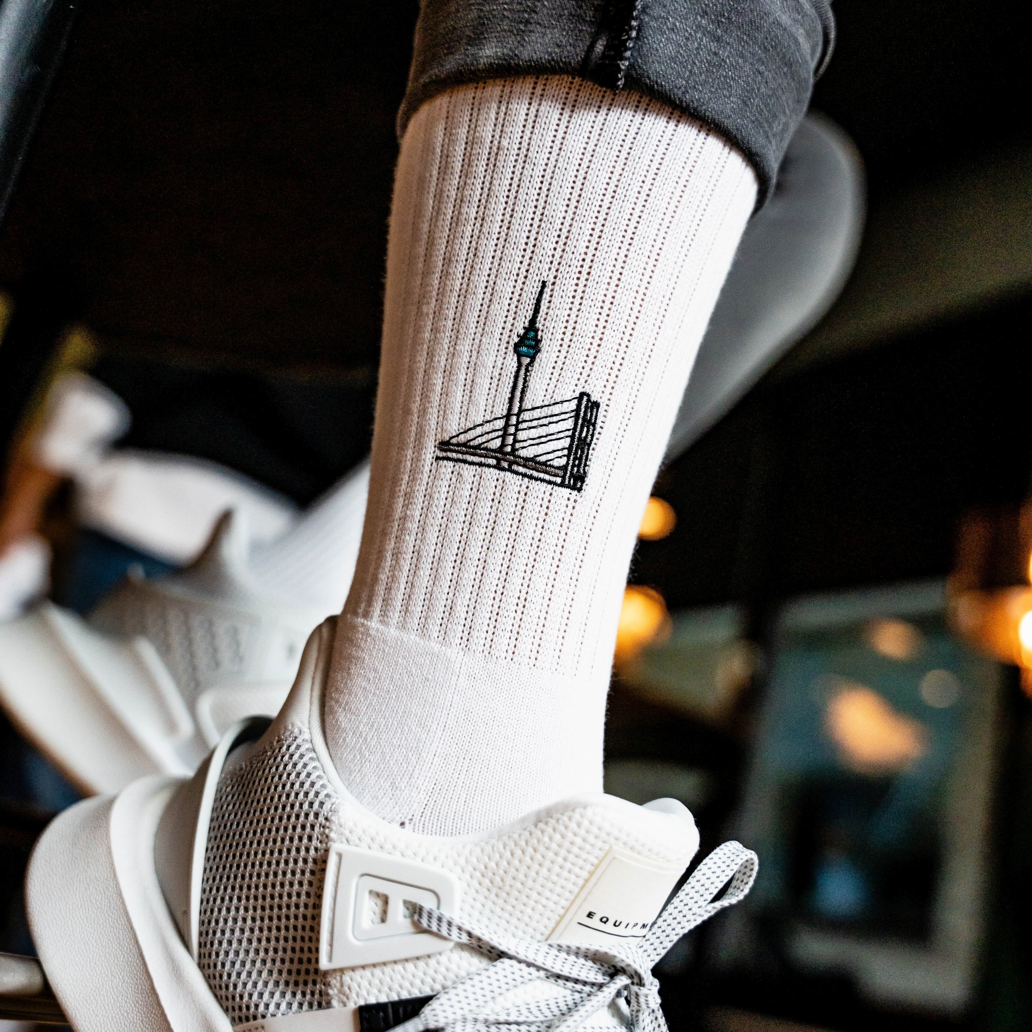 Düsseldorf Sportsocken 4er-Set Mix, Rheinkniebrücke, Radschläger & Düsseldorf