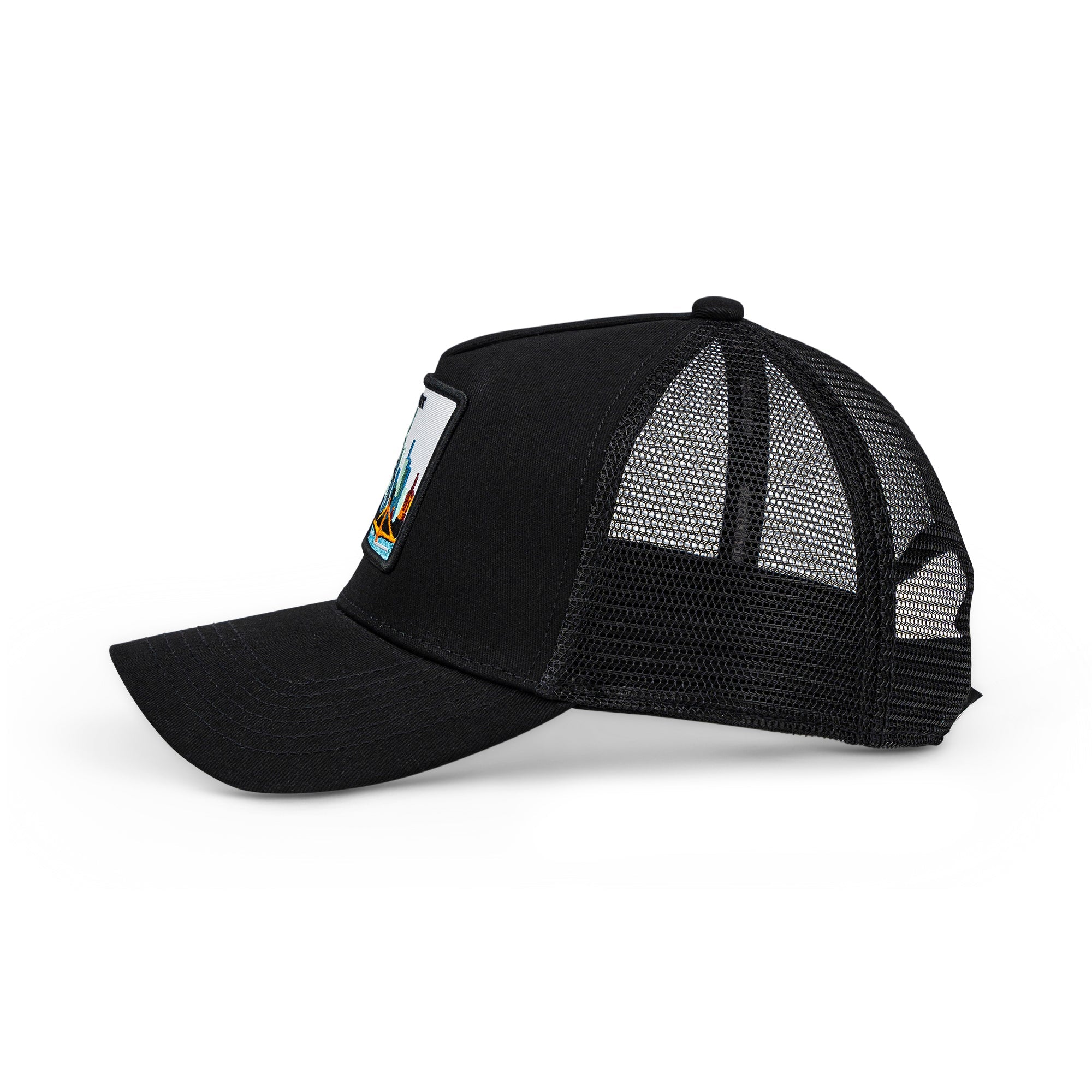Frankfurt Skyline Trucker Cap Mit Patch, Headwear, Kappe, Bestickt